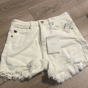 Kancan white jean short